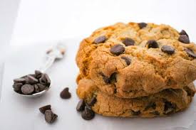 Whether it's snickerdoodles, butter cookies, sugar cookies and more, you can't go wrong with any of easy spice cake. Giada S Sin City Cookies Owlbbaking Com