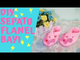 Diy Sepatu Bayi Dari Flanel Cara Membuat Sepatu Bayi Flanel Tutorial Sepatu Bayi Flanel Youtube Sepatu Bayi Sepatu Bayi