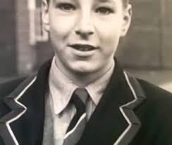 People 30-40 Ravenswood Avenue