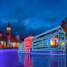 Uka er norges største kulturfestival i bredde, besøkende, variasjon og begeistring arrangementet ble i 2015 arrangert av 1700 frivillige, i all hovedsak rekruttert fra studentmiljøet i trondheim. Uka The Wind Farm Developer Uka