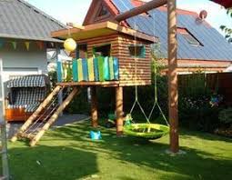 Kinderspielhaus Im Garten Schaukel Holzhaus Spielhaus Mehr Kinder Spielhaus Garten Kinderspielhaus Garten Spielhaus Garten