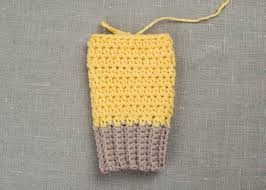 Free Pattern How To Crochet Baby Mittens Croby Patterns