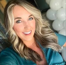 Ashley Wilbourn's Instagram, Twitter & Facebook