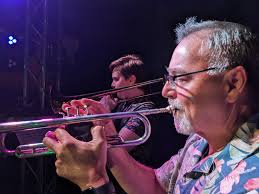 Live jazz music at Logan Inn