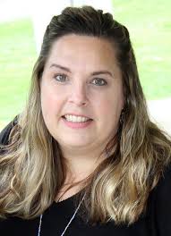 Art Studio Franchise Owner Karen deWysocki's Creative Path to  Entrepreneurship