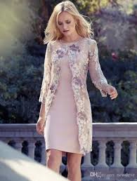 Using lace from mother wedding dress for bouquets. 2019 Elegant Knee Length Mother Of The Bride Dresses With Lace Jacket Flowers Wedding Guest Dress Custom Made Evening Gowns Mother Of The Bride Dresses Aliexpress