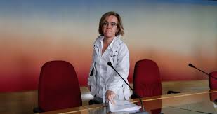 Más madrid dio la campanada cuando las urnas le otorgaron el segundo puesto y desbancando al psoe como partido mayoritario en el espectro ideológico del centro izquierda. El Psoe M Critica A Colau Pero Defiende Su Apoyo Responsable A Carmena Madrid El Pais