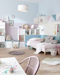 Decoration chambre a coucher avec mur de pierre decor chambre a. Deco Pastel Dans La Chambre D Enfant Peinture Luxens Folivintage