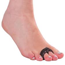 Buddy Tape Toe Splint Wraps For Broken Jammed Sprained Or Dislocated Toes Broken Toe Sprain Fractured Toe