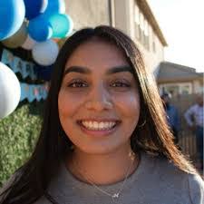 Elliot Bottomley's Instagram, Twitter & Facebook