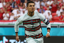 Dünya futbolunun yaşayan efsanelerinden cristiano ronaldo, euro 2020'de portekiz milli takımı'nın en büyük umudu olacak. Lhkv3ilnhnskum