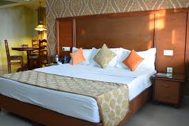 Valparai Mount Terrain Resort 𝗕𝗢𝗢𝗞 Valparai Resort