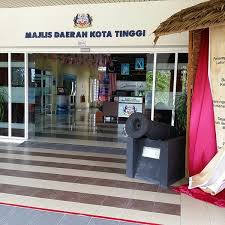 Pusat khidmat ahli majlis, persiaran bbst, bandar baru salak tinggi, 43900 sepang, selangor darul ehsan. Majlis Daerah Kota Tinggi Mdkt Edificio Gubernamental En Kota Tinggi