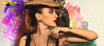 Provided to youtube by sony music entertainment anonim sevgili · ceyl'an ertem seni senin gibiler sevsin ℗ 2018 sony music. Ceylan Ertem Kimdir Hayati Ve Muzik Kariyeri Yorum Guncel