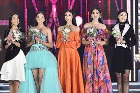 Hành trình đáng nhớ của khánh vân đến với miss universe 2020 và vị trí top 21 chung cuộc. Hoa Háº­u Viá»‡t Nam 2020 Cong Bá»' Top 5 NgÆ°á»i Ä'áº¹p Thá»i Trang Vietnamnet