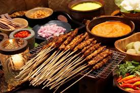 Sate kere sendiri kalau diterjemahkan ke dalam bahasa indonesia artinya sate miskin. 21 Jenis Sate Asli Indonesia Sudah Pernah Mencicipi Sate Kere Galamedia News Halaman 4