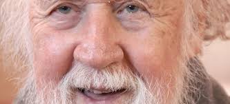 Paris : l'astrophysicien Hubert Reeves sera enterré le 25 octobre au  Père-Lachaise