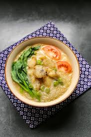 Beach road fish head bee hoon most certainly deserves its spot in the michelin bib gourmand 2019. Fish Soup Bee Hoon Ang Sarap