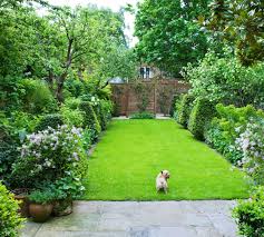 Rhs Chatsworth 2017 Butter Wakefield Garden Design Ltd In 2020 Small Garden Design Small Backyard Gardens Small Yard Landscaping