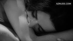 Barbara Steele Sexy nude scene in TerrorCreatures From The Grave -  UPSKIRT.TV