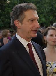 Daniel Henninger's Instagram, Twitter & Facebook