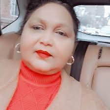 Nora Singh's Instagram, Twitter & Facebook