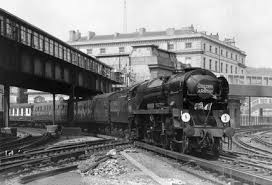 Gh golden horse skates store. Golden Arrow Cros Channel Boat Train Ser By Cawston Arthur C At Science And Society Picture Library
