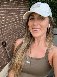 Allison Yoshida's Instagram, Twitter & Facebook