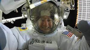 Jessica meir is supposed to be unmarried but the reality might differ. International Space Station Astronauts Christina Koch And Jessica Meir Reflect On The First All Woman Spacewalk Facebook