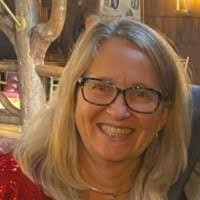 Carrie Holder's Instagram, Twitter & Facebook