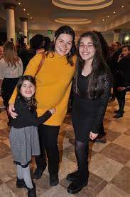 صور الفنانة يسرا اللوزى وزوجها. Ø¨Ø§Ù„ØµÙˆØ± Ù…Ù„Ø§Ù…Ø­ Ø§Ù„Ø­Ù…Ù„ ØªØ¸Ù‡Ø± Ø¨Ø´ÙƒÙ„ ÙˆØ§Ø¶Ø­ Ø¹Ù„Ù‰ ÙŠØ³Ø±Ø§ Ø§Ù„Ù„ÙˆØ²ÙŠ ÙÙŠ Ø§Ù„Ø¹Ø±Ø¶ Ø§Ù„Ø®Ø§Øµ Ù„Ù€ Ø¨Ø¹Ù„Ù… Ø§Ù„ÙˆØµÙˆÙ„ Ø®Ø¨Ø± ÙÙŠ Ø§Ù„ÙÙ†
