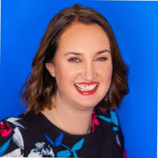 Mandy Lucas's Instagram, Twitter & Facebook