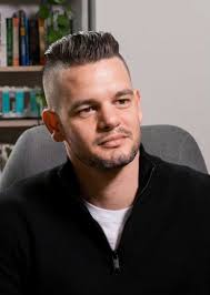 David Demmer's Instagram, Twitter & Facebook