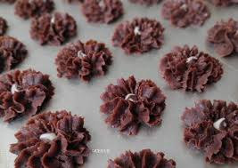 Anda bisa menggunakan semua gambar dari galeri ini untuk keperluan anda, menggunakannya secara bebas. Resep Semprit Coklat Lezat Sekali Kue Lebaran