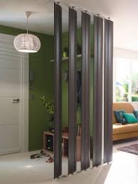 Idees D Amenagements Pour Une Entree Optimisee Cloison Cloison Amovible Amenagement Entree