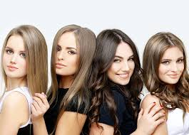 La cheratina è il principale componente del fusto, ovvero di quella parte dei capelli che noi vediamo, pettiniamo, laviamo e trattiamo. Cheratina Per Capelli A Cosa Serve E Come Preservarla