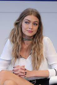 Epingle Par Jl Girl Sur Icon Hadid Cheveux Gigi Hadid Cheveux Couleur Cheveux