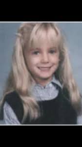 Lucinda Ramsey's Instagram, Twitter & Facebook