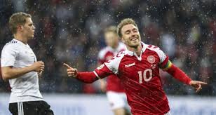 Danimarka millî futbol takımı ile ilk maçına mart 2010'da çıkan eriksen, 2010 fifa dünya kupası'nda forma giyen en genç futbolcu olmuştur. Christian Eriksen S Huge Influence On Denmark Worrying For Ireland