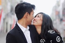 Check spelling or type a new query. Galeri Foto Yuk Intip Mesranya Yolla Yuliana Saat Foto Pre Wedding Bolasport Com