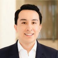 Dan Bustillos's Instagram, Twitter & Facebook