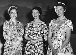Dronning elizabeth fører ufrivillig valgkamp for boris johnson. 1955 Oslo Dronning Elisabeth Pa Statsbesok Prinsessene Astrid Og Ragnhild Scanpix Prinsesse Dronning Norge