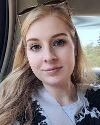 Olivia Moon (@olivia_moon98) • Instagram photos and videos