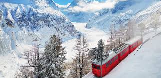 La mer de glace, un site incontournable de la vallée de chamonix. Montenvers Mer De Glace Chamonix Mag