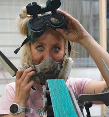 Outdoor crafting space ideas for ventilation and storage