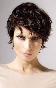 Frisuren Kurz Locken 2017 Http Stylehaare Info 147 Frisuren Kurz Locken 2017 Html T Kurzhaarfrisur Locken Frauen Kurzhaarfrisuren Locken Kurzhaarfrisuren