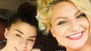 Clarissa Burke's Instagram, Twitter & Facebook