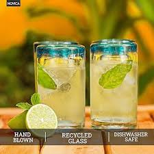 Amazon.com: NOVICA Vasos de vidrio soplado a mano 'Sky Blue Halos ...