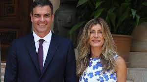 A pedro sánchez y a ella ya los llaman 'los obama españoles'. Pedro Sanchez Y Begona Gomez La Pareja De Moncloa Una Ano Despu