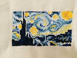 The picture that you see is shown in the actual cross stitch pattern, not simply a photo. Van Gogh S Starry Night On Cross Stitch Diy Crossstitch Etamin Pattern Crossstitchpattern Vangogh Star Kanavice Ornekleri Kanavice Tasarimlari Kanavice